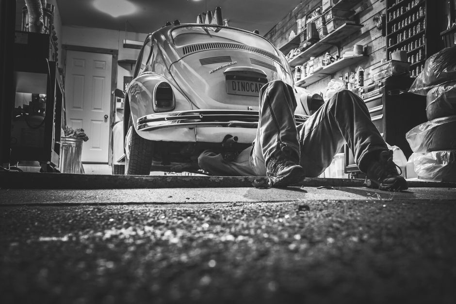 How Much Does Garage Door Repair Cost in Colorado — Photo by Gratisography on Pexels